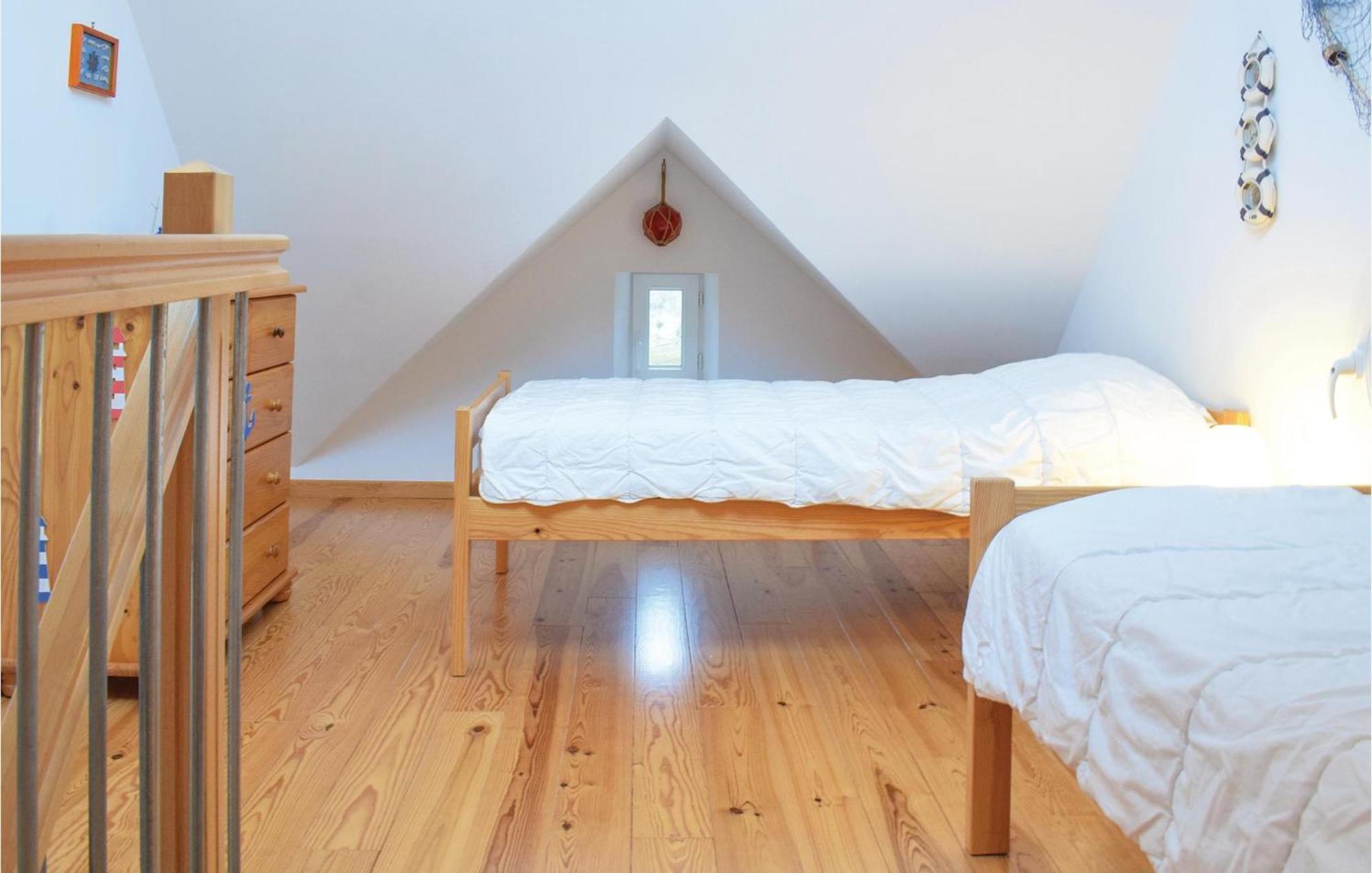 2 Bedroom Amazing Apartment In Ponts Екстер'єр фото